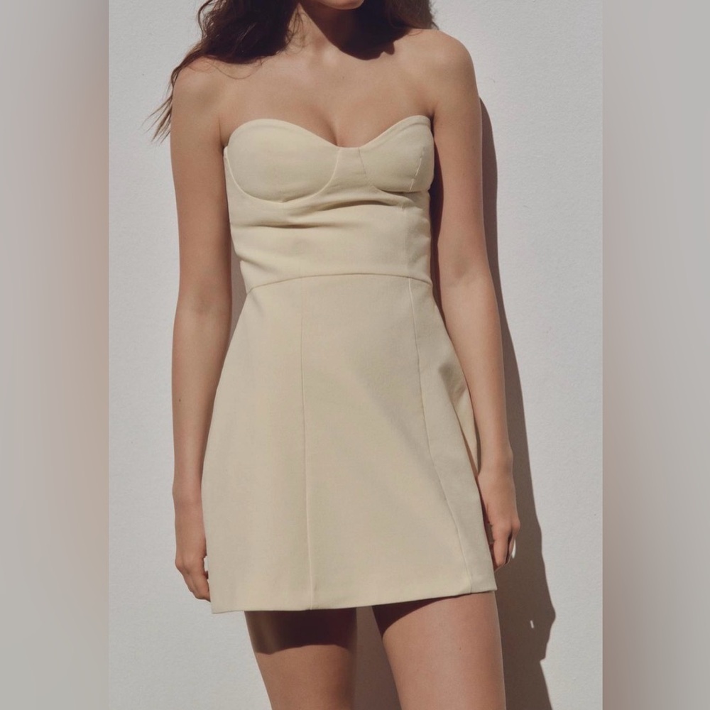 NWT Zara Strapless Light Yellow Dress